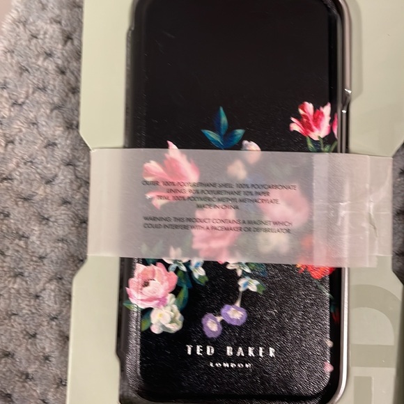NWT Ted Baker Apple iPhone cases - Picture 4 of 8